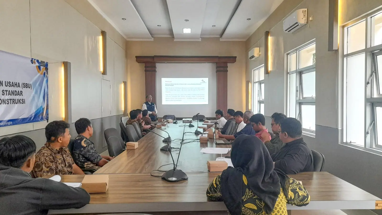 Sosialisasi Perpanjangan Sertifikat Badan Usaha (SBU) dan Perizinan Berusaha Jasa Konstruksi