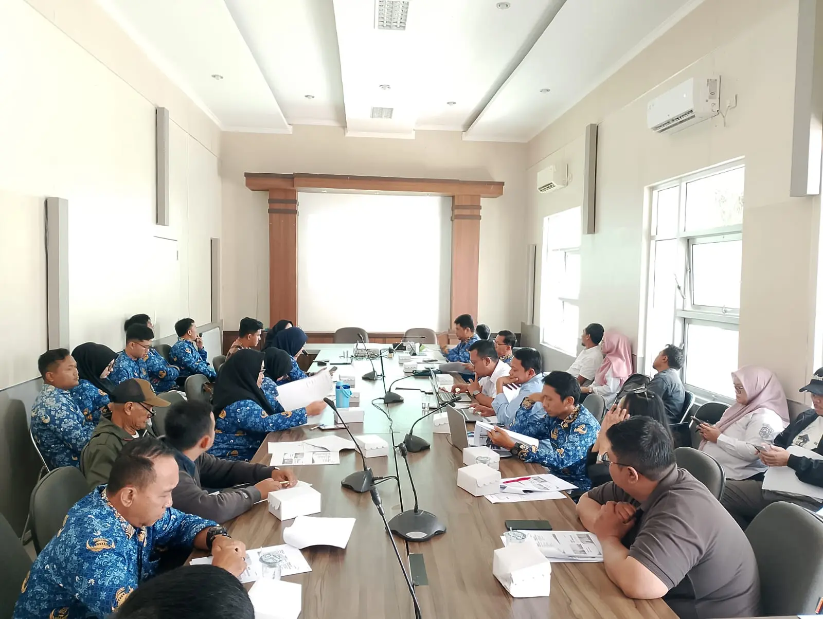 Sosialisasi Pengawasan Jasa Konstruksi Berbasis Website melalui aplikasi Sistem Informasi Jasa Konstruksi Kabupaten Majalengka (SIJAKMA) Berdasarkan Permen PU No 1 Tahun 2023